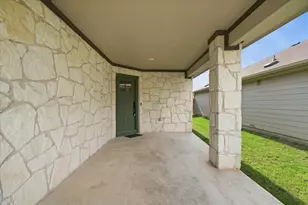 105 Krause Spgs Dr, Hutto, TX 78634 - Photo 2