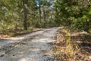 141 Morning Dove Ln, Elgin, TX 78602 - Photo 6