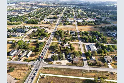 101 E Brenham Street, Manor, TX 78653 - Photo 8