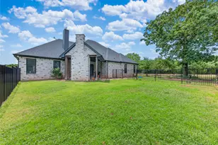 18107 Forrest Dr, Whitney, TX 76692 - Photo 32