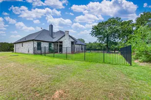 18107 Forrest Dr, Whitney, TX 76692 - Photo 34