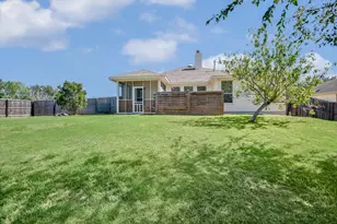 587 Shadow Creek Blvd, Buda, TX 78610 - Photo 16