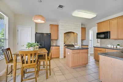 587 Shadow Creek Boulevard, Buda, TX 78610 - Photo 6