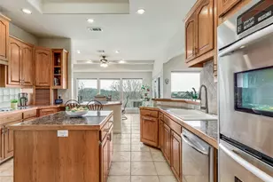 20711 Henry Ave, Lago Vista, TX 78645 - Photo 10