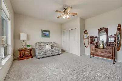 20711 Henry Avenue, Lago Vista, TX 78645 - Photo 18