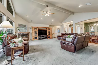 20711 Henry Avenue, Lago Vista, TX 78645 - Photo 10
