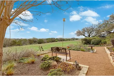 20711 Henry Avenue, Lago Vista, TX 78645 - Photo 32
