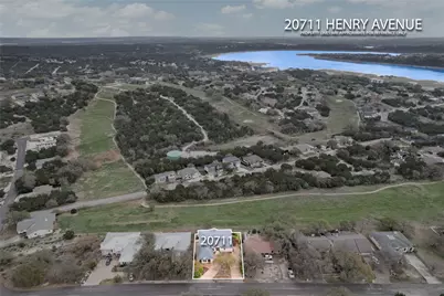 20711 Henry Avenue, Lago Vista, TX 78645 - Photo 32