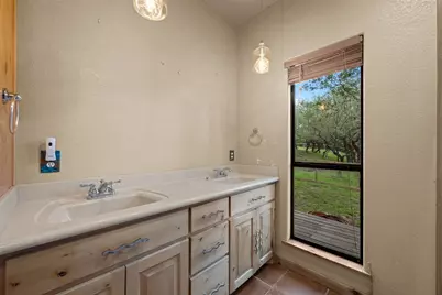 401 Madrone Canyon Drive, Dripping Springs, TX 78620 - Photo 20