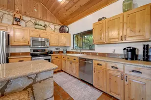 401 Madrone Canyon Dr, Dripping Springs, TX 78620 - Photo 14
