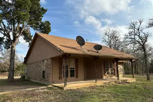 1047 Private Road 3022, Elgin, TX 78621 - Photo 18