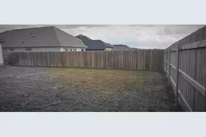 139 Coppers Way, Elgin, TX 78621 - Photo 2