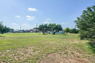 120 Lost Oaks Ct, Liberty Hill, TX 78642 - Photo 22