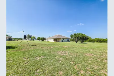 120 Lost Oaks Court, Liberty Hill, TX 78642 - Photo 20