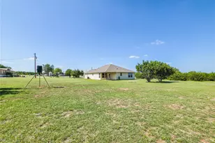 120 Lost Oaks Ct, Liberty Hill, TX 78642 - Photo 20