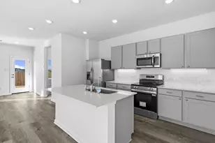 121 Hatari, Jarrell, TX 76537 - Photo 2