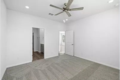 121 Hatari Trail, Jarrell, TX 76537 - Photo 12