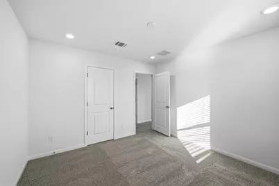 121 Hatari, Jarrell, TX 76537 - Photo 22