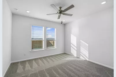 121 Hatari, Jarrell, TX 76537 - Photo 10