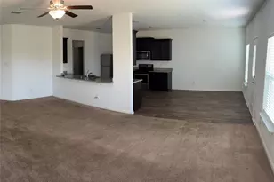 4126 Trail de Paris, New Braunfels, TX 78132 - Photo 4