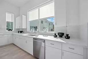2805 McCurdy St, Austin, TX 78723 - Photo 2