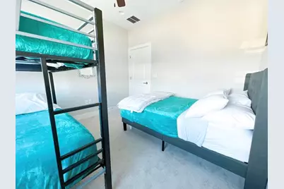 807 E 16th Street #B, Austin, TX 78702 - Photo 18