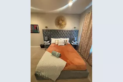 807 E 16th Street #B, Austin, TX 78702 - Photo 12