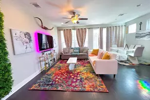 807 E 16th St, Austin, TX 78702 - Photo 6