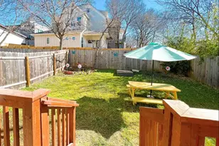 807 E 16th St, Austin, TX 78702 - Photo 24