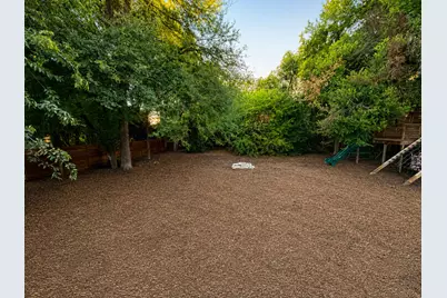 1214 Deloney Street, Austin, TX 78721 - Photo 34