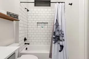 1214 Deloney St, Austin, TX 78721 - Photo 24