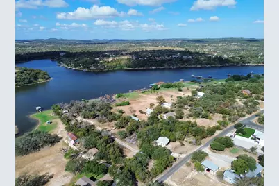 24909 Lake View Drive, Spicewood, TX 78669 - Photo 14