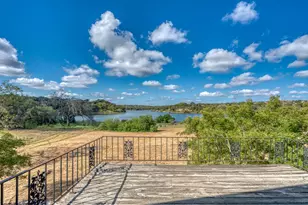 24909 Lakeview Dr, Spicewood, TX 78669 - Photo 1