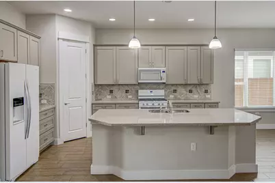 2409 Moreno Street, Austin, TX 78723 - Photo 6