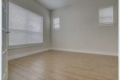 2409 Moreno Street, Austin, TX 78723 - Photo 10