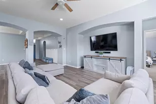 1207 Utopia Ln, Hutto, TX 78634 - Photo 10