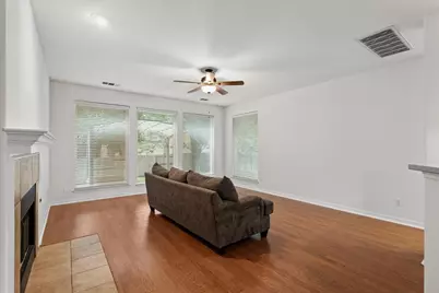 2304 Village View Loop, Pflugerville, TX 78660 - Photo 14
