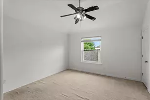 2304 Village View Loop, Pflugerville, TX 78660 - Photo 28