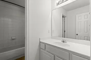 2304 Village View Loop, Pflugerville, TX 78660 - Photo 32