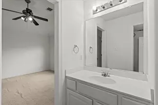 2304 Village View Loop, Pflugerville, TX 78660 - Photo 30