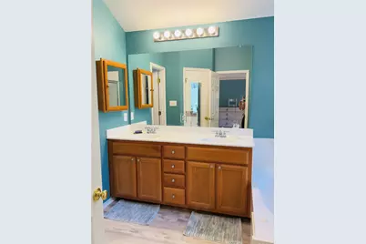 9300 Pioneer Forest Drive, Austin, TX 78744 - Photo 26