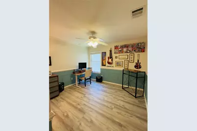 9300 Pioneer Forest Drive, Austin, TX 78744 - Photo 14
