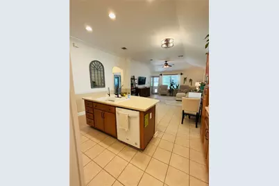 9300 Pioneer Forest Drive, Austin, TX 78744 - Photo 18