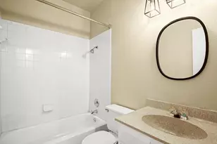 1812 Maple Ave, Austin, TX 78702 - Photo 8