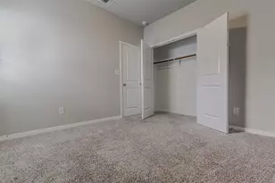 300 Bear Oak St, Hutto, TX 78634 - Photo 22