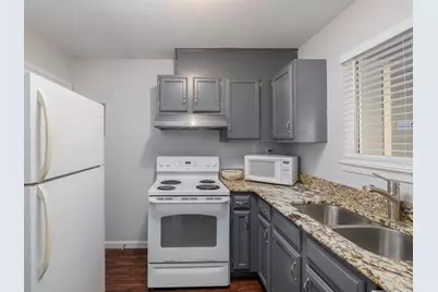 3004 Speedway #6, Austin, TX 78705 - Photo 10