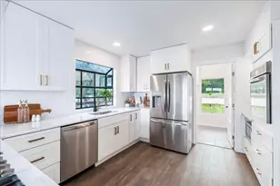 5203 Cueva Dr, Austin, TX 78738 - Photo 8