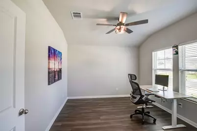 403 Grapefruit Road, Hutto, TX 78634 - Photo 4