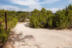 2970 Rolling Hills Rd, Blanco, TX 78606 - Photo 2