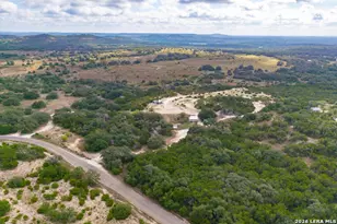 2970 Rolling Hills Rd, Blanco, TX 78606 - Photo 8